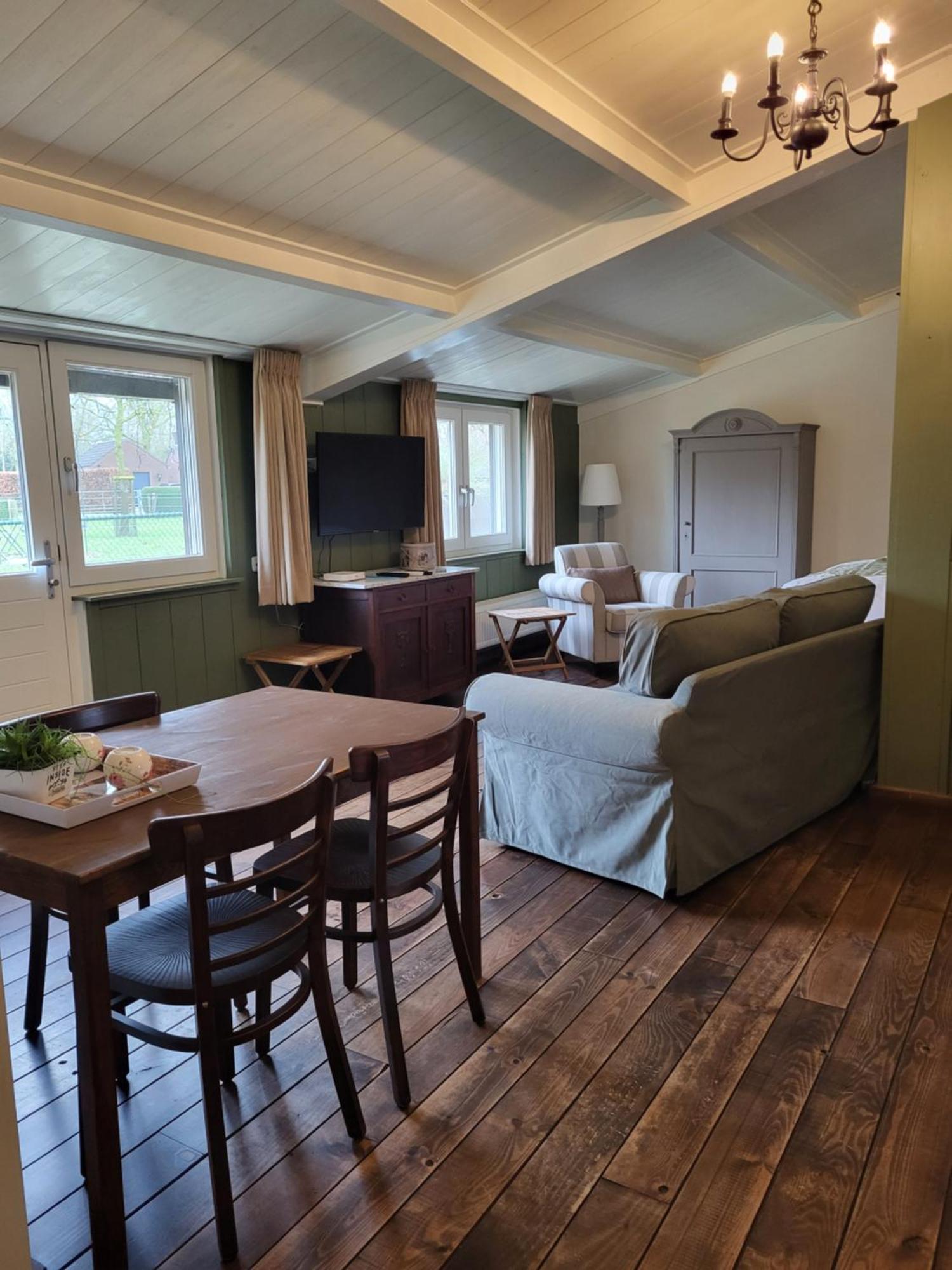 오스펠 De Turfstaeker B&B 외부 사진