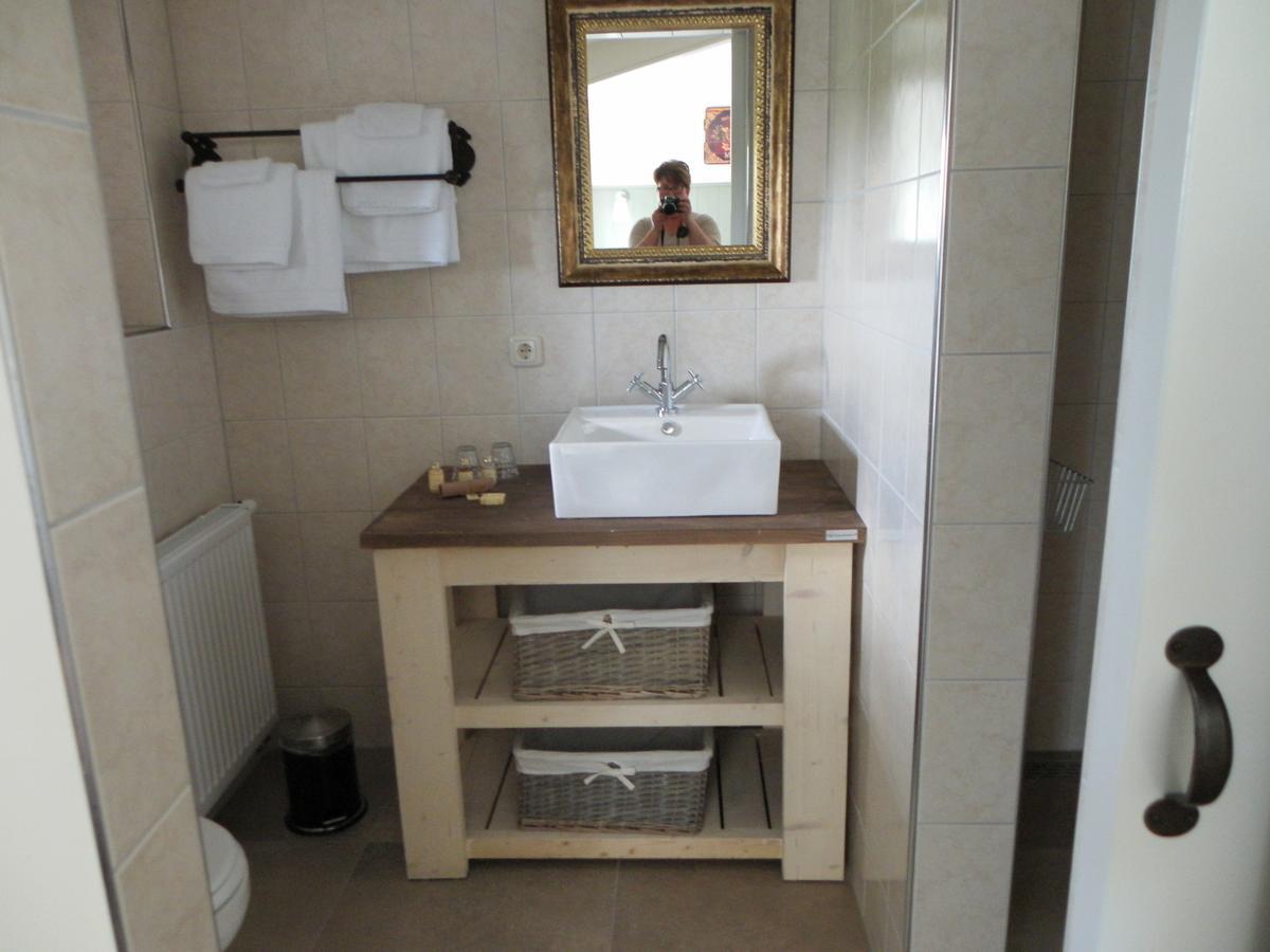 오스펠 De Turfstaeker B&B 외부 사진
